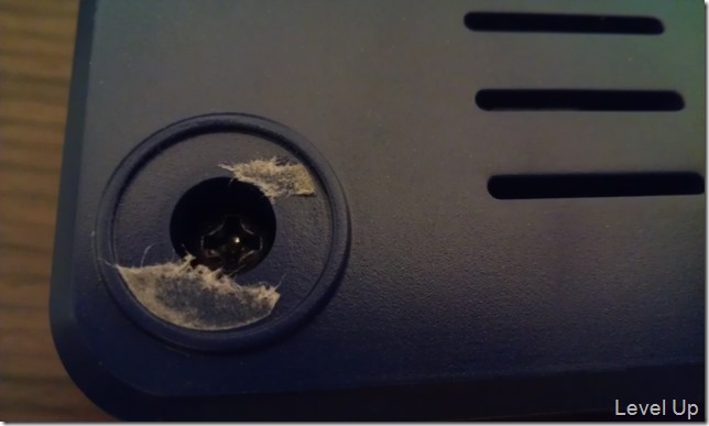 [NetTV Mod]Hardware Mod - Replace the Built-in 8G DOM with a Faster USB Drive